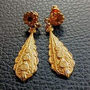 Art deco filigree drop earrings